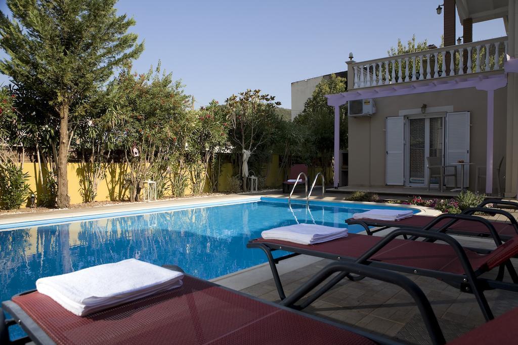 Le Torri Villas By Nidri Holiday Villas Екстер'єр фото