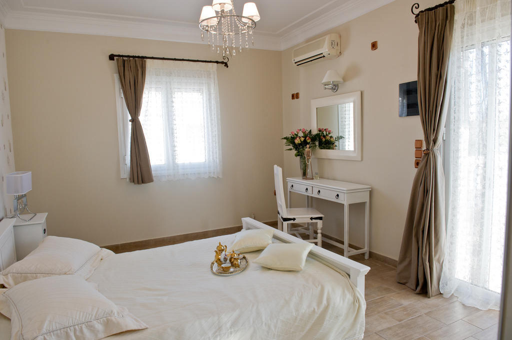 Le Torri Villas By Nidri Holiday Villas Екстер'єр фото